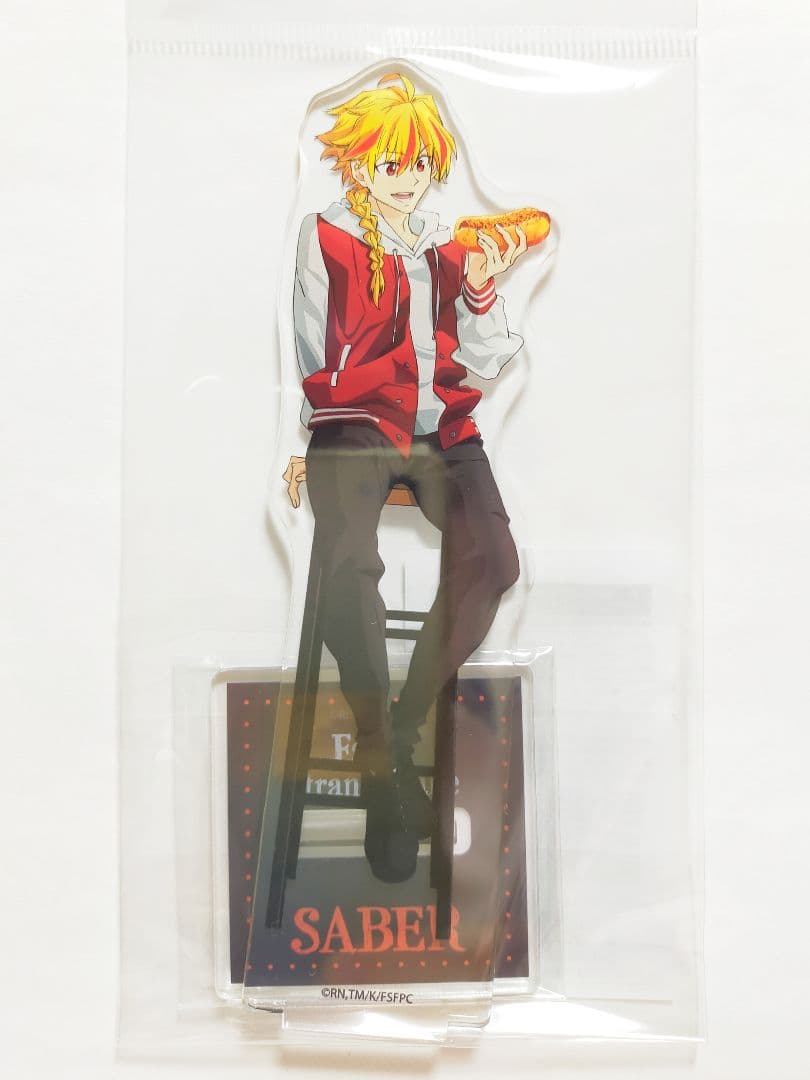 4点 Fate strange Fake cafe セイバー 缶バッジ アクスタ