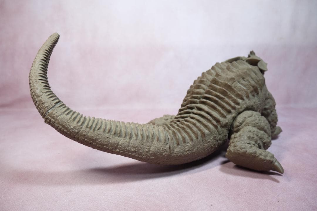 イノウエアーツ　バラゴン　ソフビキット　組済