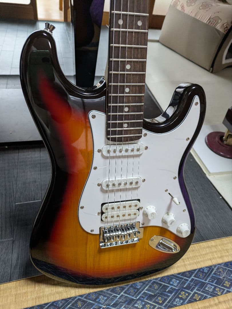 SELVA セルバ　エレキギター　サンバースト　ストラトキャスタータイプ