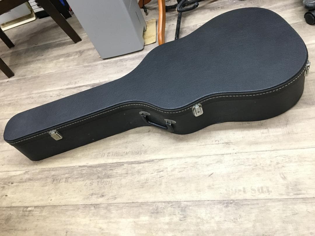 アコースティックギター ドレッドノート ジャガード、ケース付き