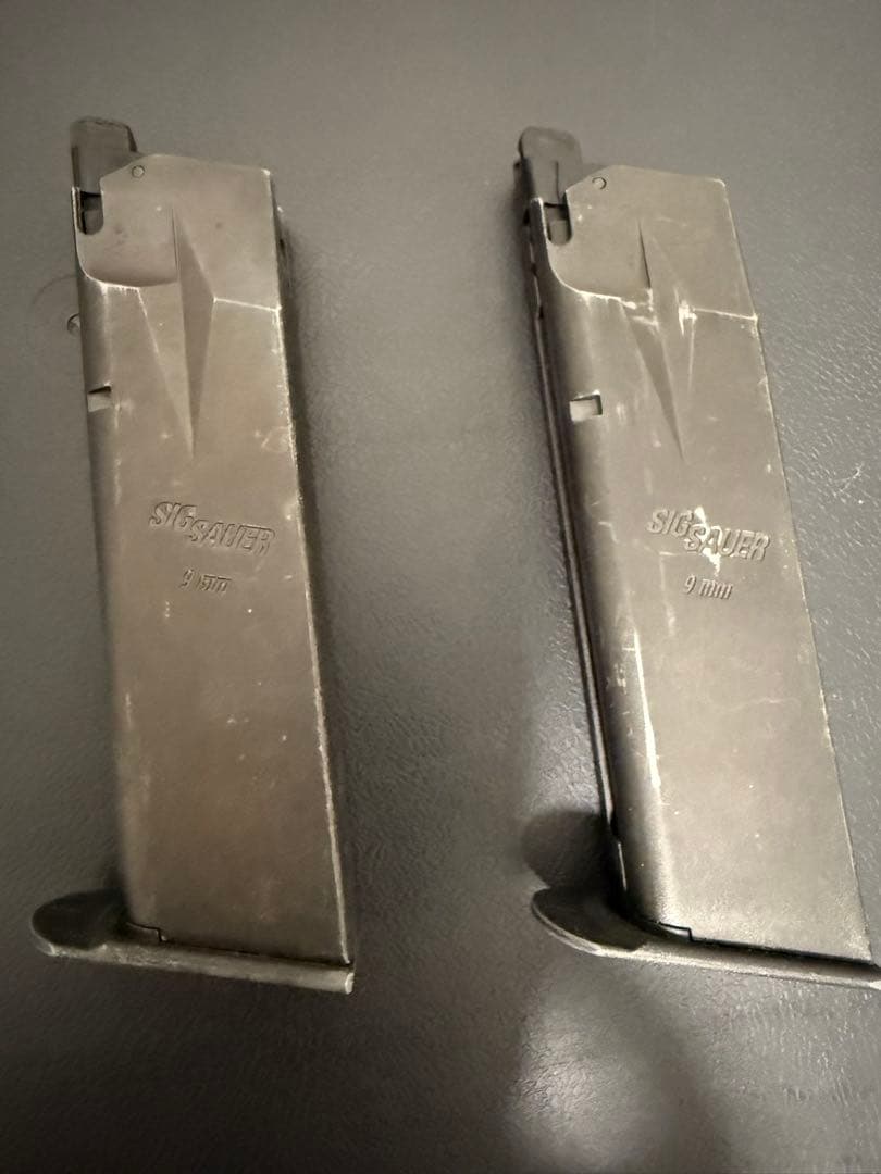 Sig Sauer P226 ガスガン ブラック マガジン2本