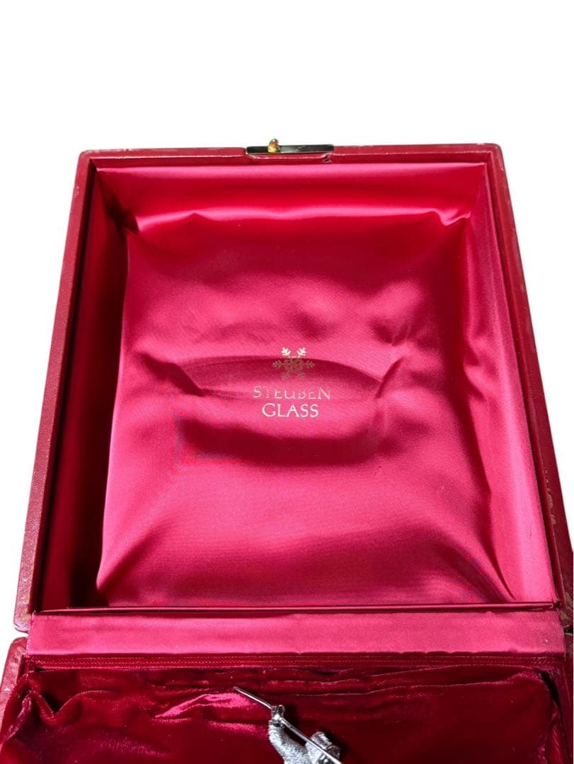 スチューベン　STEUBEN 北極の漁師　FISHERMAN クリスタル　置物