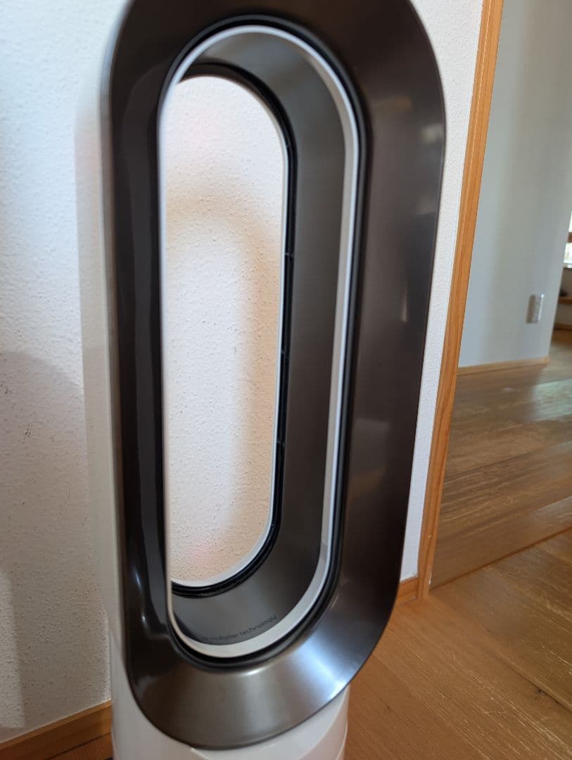 Dyson Hot+Cool セラミックファンヒーター AM09