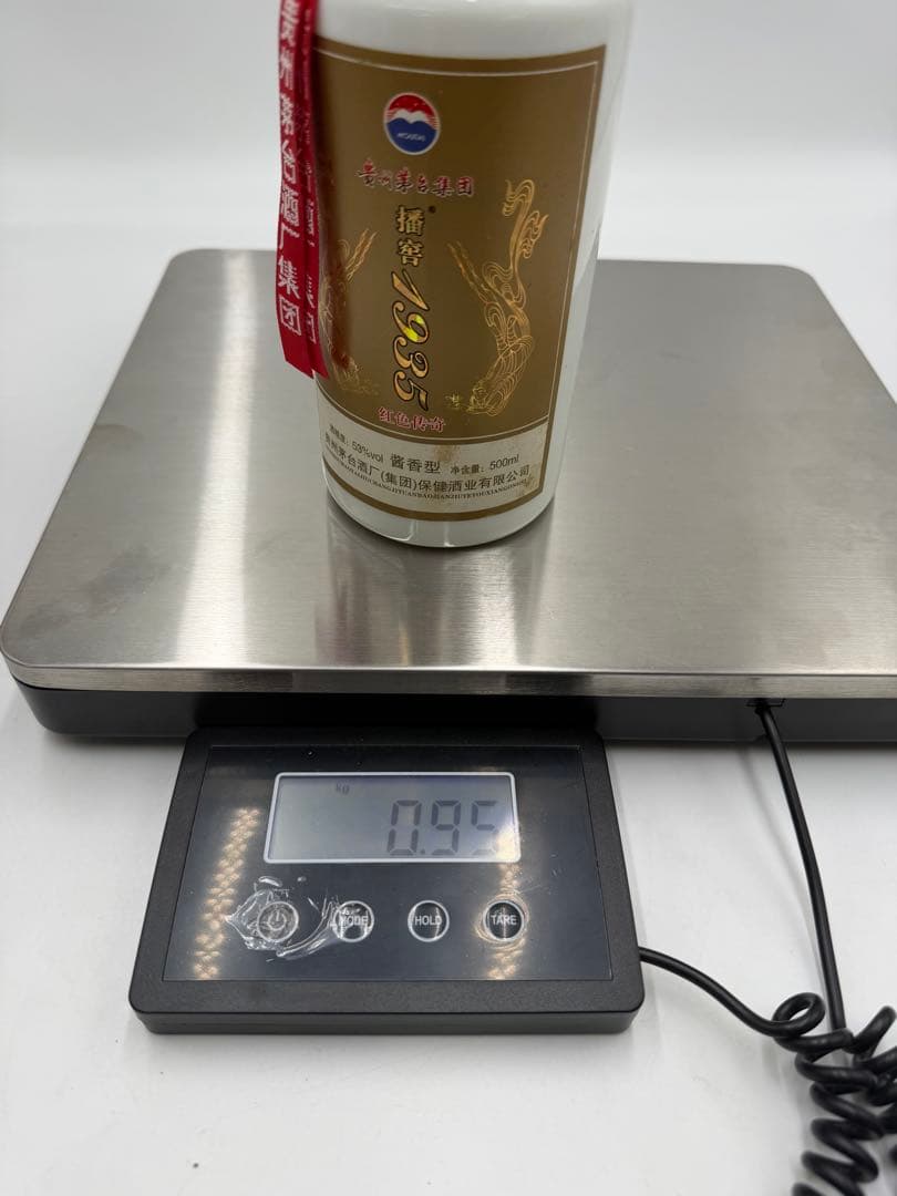 貴州茅台集団　播窖1935 红色传奇　白酒　500ml 中国酒