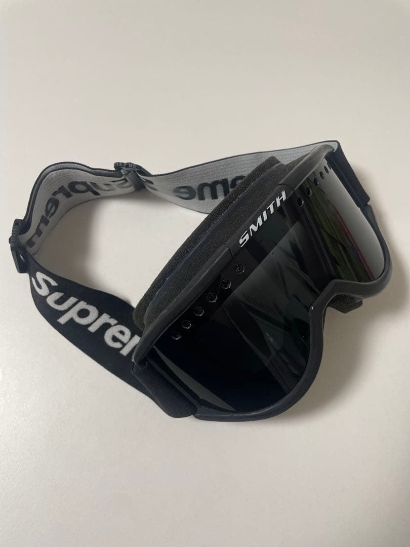 Smith Supremeゴーグル　【15AW Supreme × SMITH】