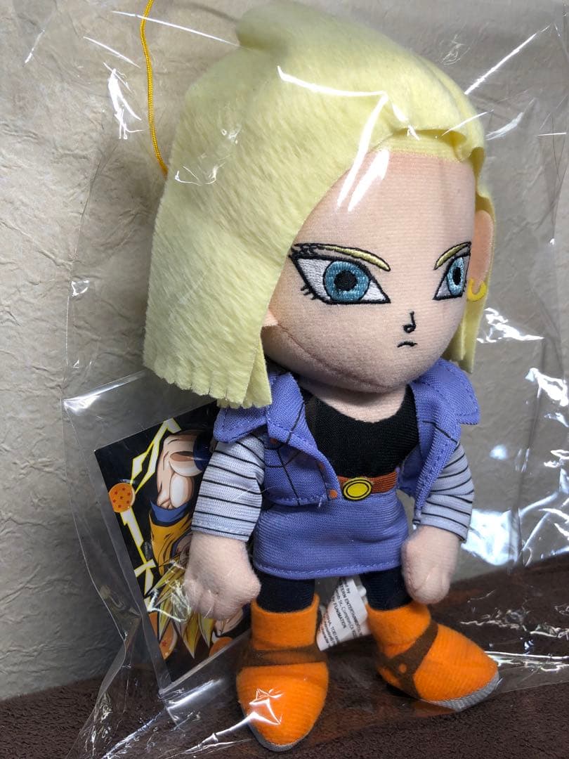 新品 ドラゴンボール ぬいぐるみ 人造人間18号 送料込み