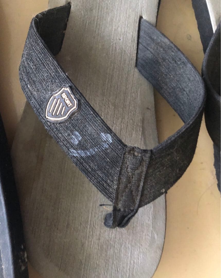 映画GRANBLUEのモデル　ジャックマイヨール数年使用のビーチサンダル名前入り