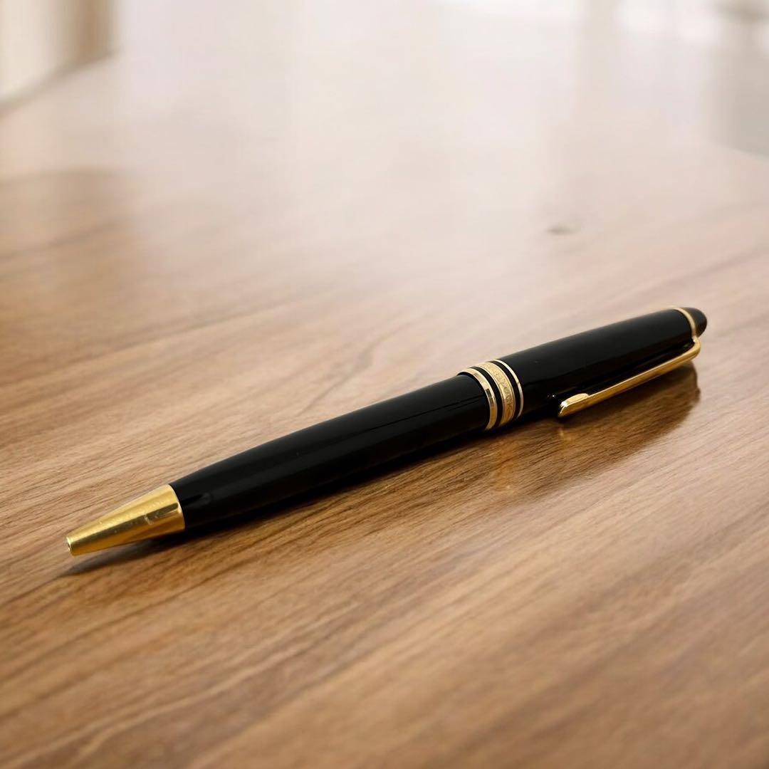 モンブラン　ボールペン　マイスターシュテュック　クラシックゴールド　筆記具　黒