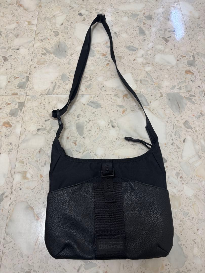 新品未使用WHITE MOUNTAINEERING BRIEFING サコッシュ