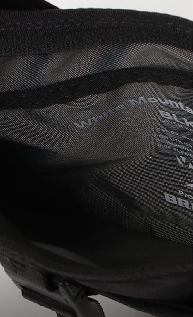 新品未使用WHITE MOUNTAINEERING BRIEFING サコッシュ