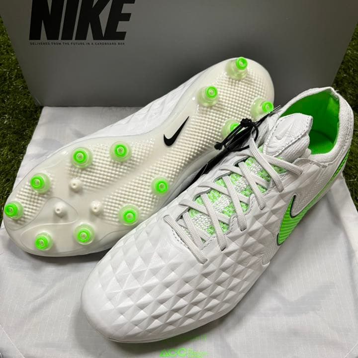 サッカースパイク ナイキ ティエンポ レジェンⅧ エリート AG-PRO