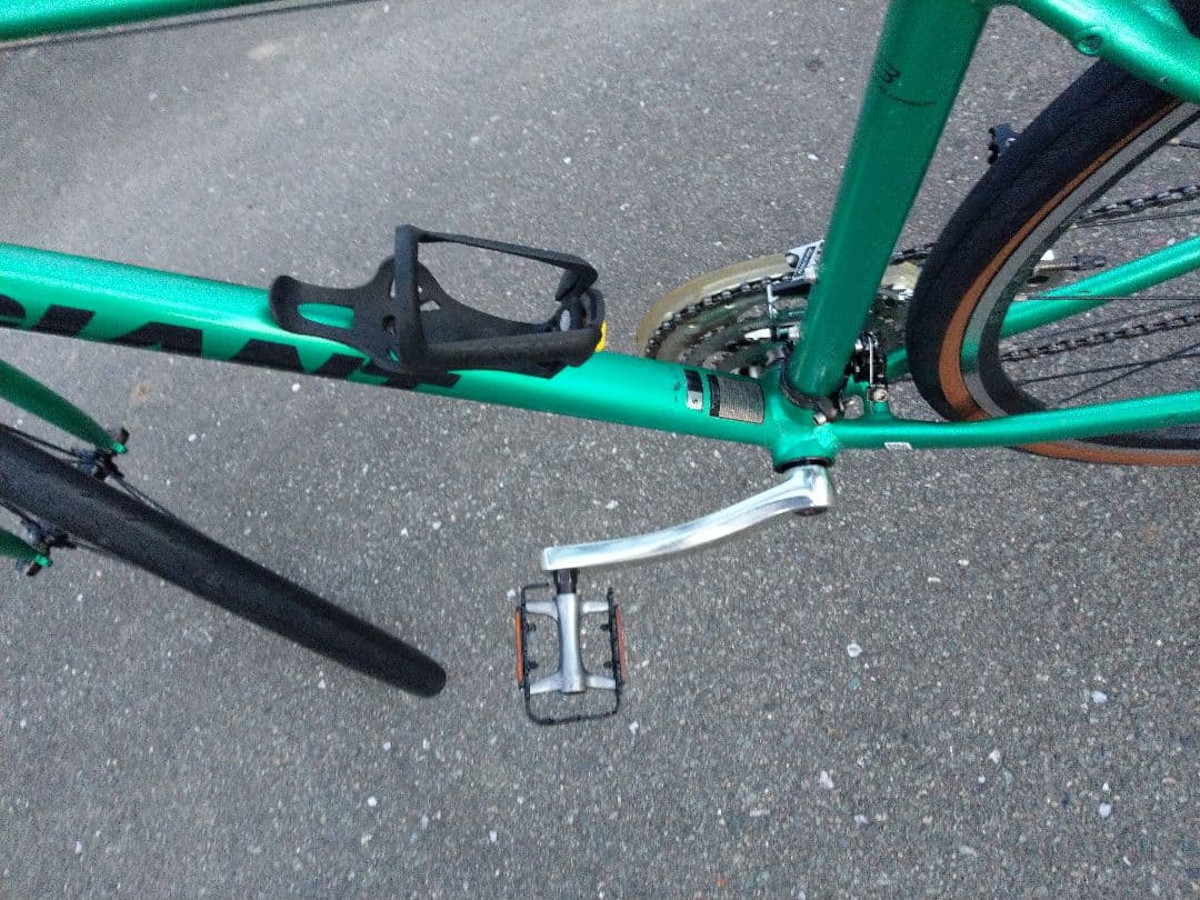 GIANT 　 ジャイアント ESCAPE 　クロスバイク エスケープ　R3