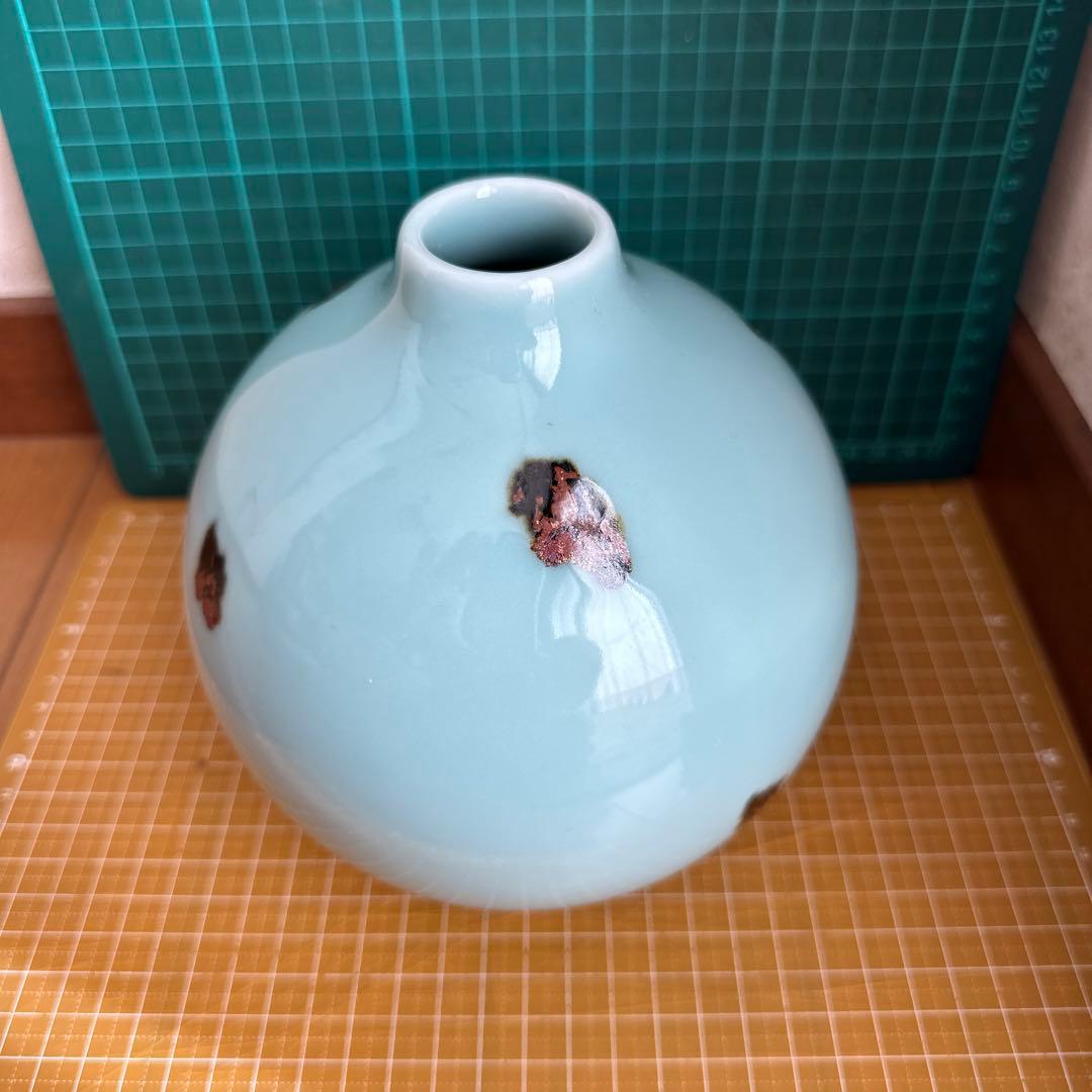 飛青磁の丸花入