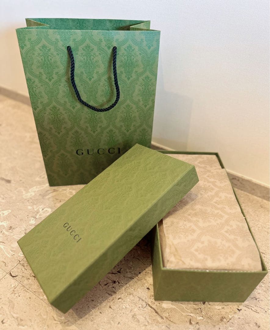 ✨新品✨GUCCIミュールサンダル37✨GGクリスタル✨早いもの勝ち✨翌日発送♡