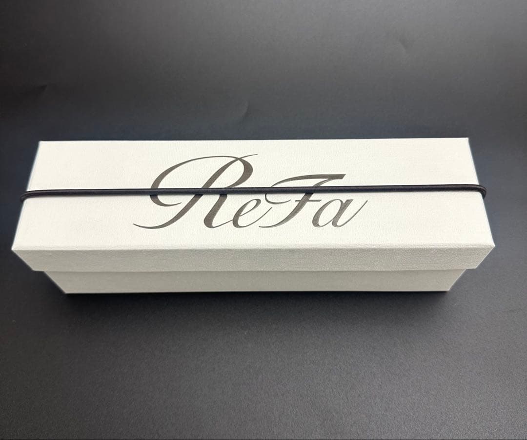 [新品未使用]REFAリファ　フィンガーアイロン　ホワイト