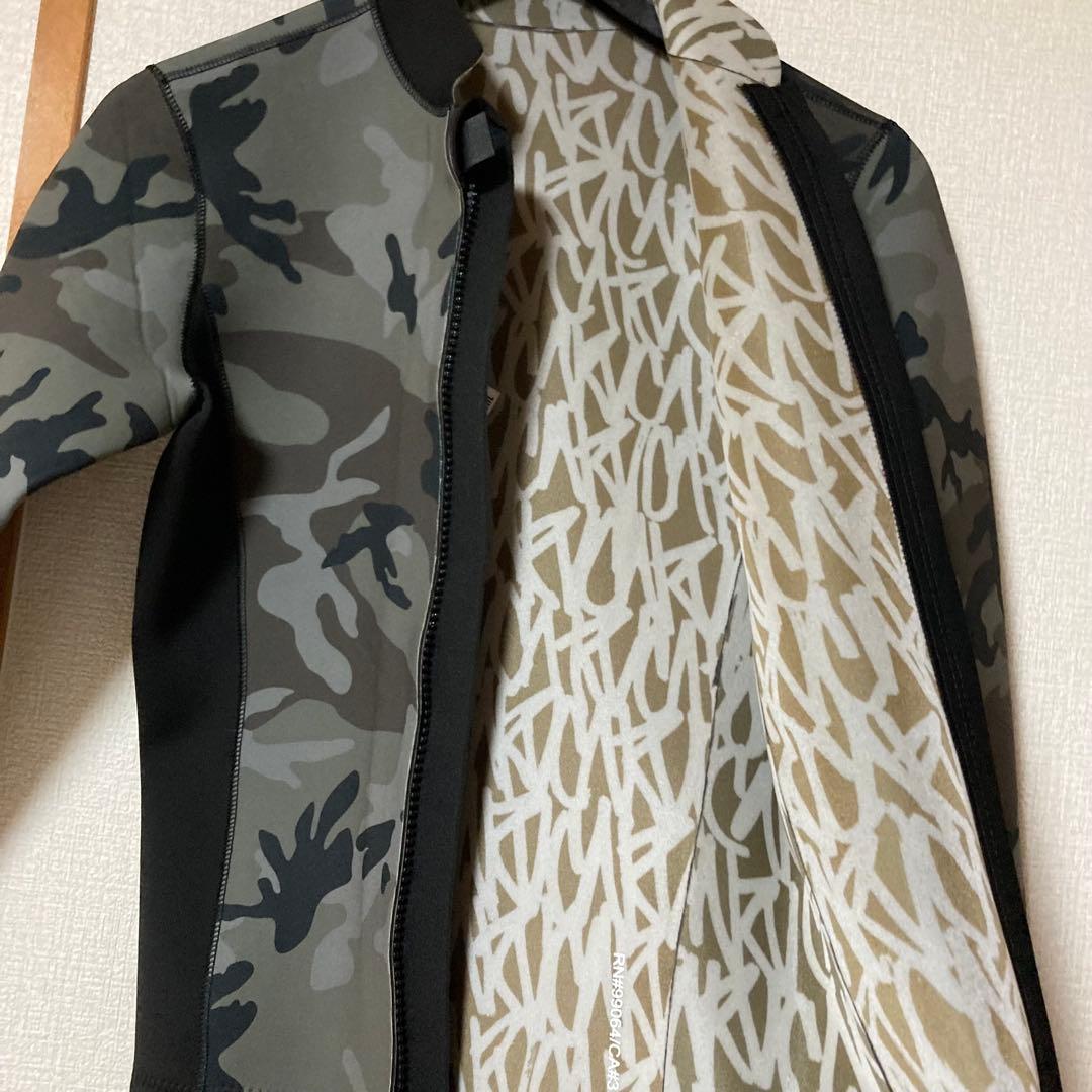 【新品未使用】RVCA 長袖タッパー フロントジップ　Sサイズ