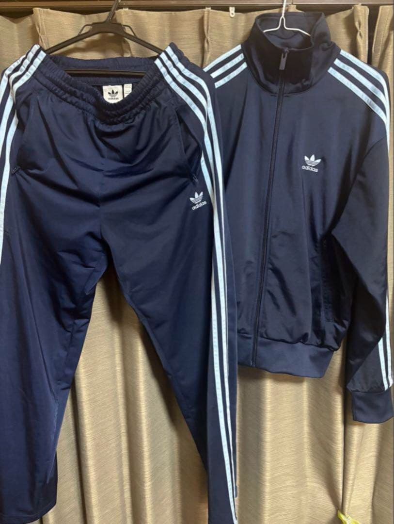 【お値下げしました】adidas 上下セット ネイビー