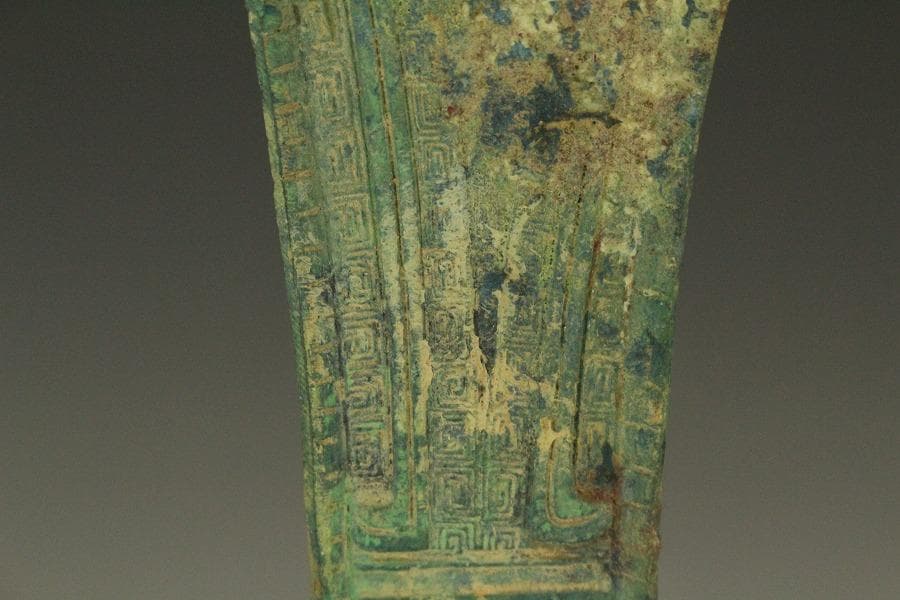 中国美術 青銅 饕餮紋 四方 尊瓶(HA508)