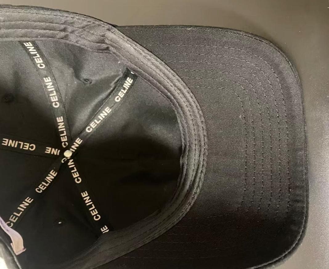 CELINE ベースボールキャップ