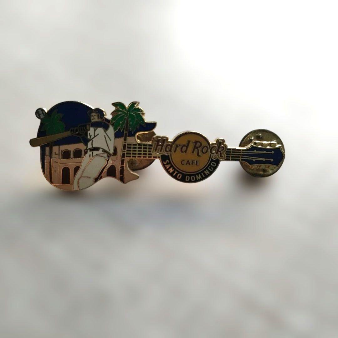 【激レア・日本未発売】ハードロックカフェ ピンバッジ サントドミニコ 野球モデル