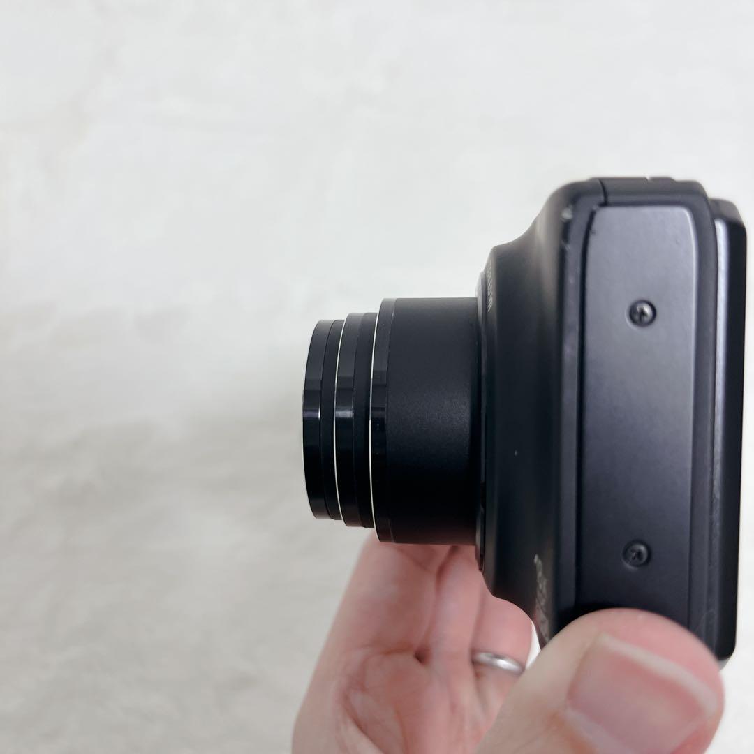 美品 Nikon COOLPIX S9300 コンデジ 付属品完備＋専用ケース付
