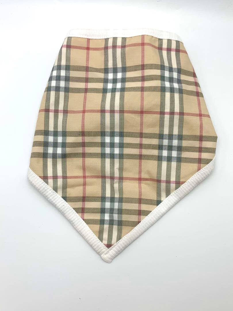 【新品】BURBERRY ベビー服 3点セット　xxs ロンパース　スタイ　帽子