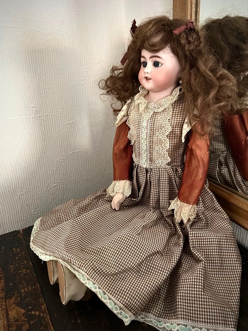ドイツのアンティーク　ビスクドール