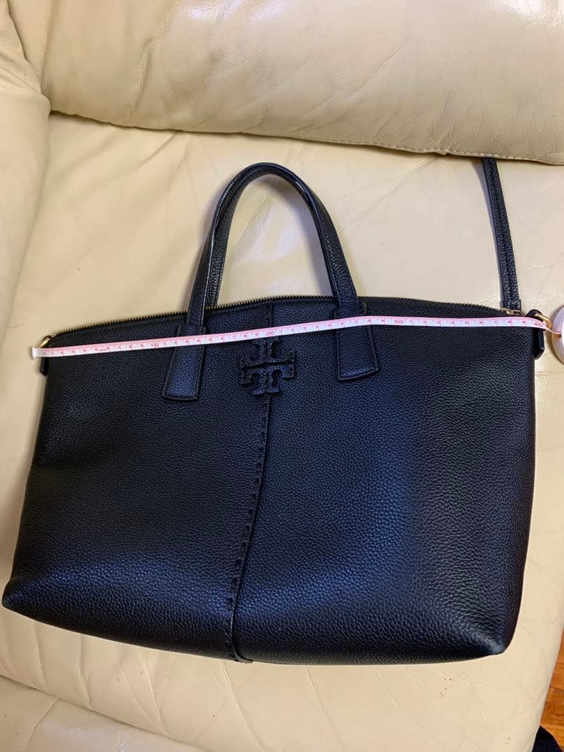 Tory Burch ブラックハンドバッグ