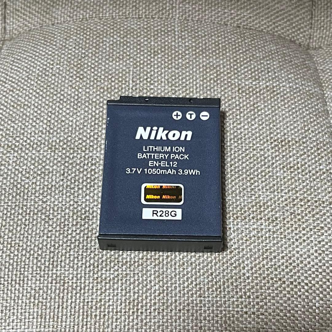 ニコン　Nikon coolpix S9500 美品