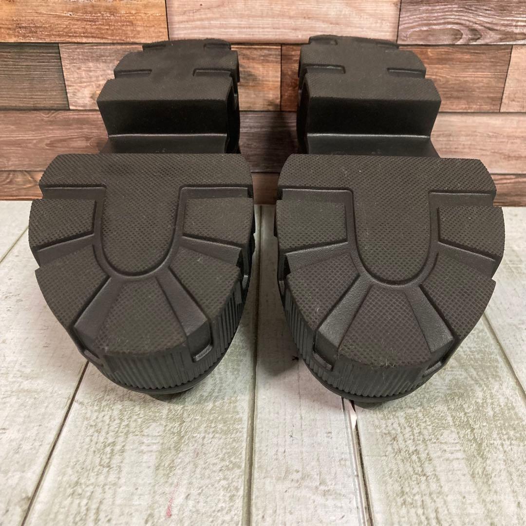 チャールズアンドキース　23.5　ジップアップ プラットフォームローファー　黒