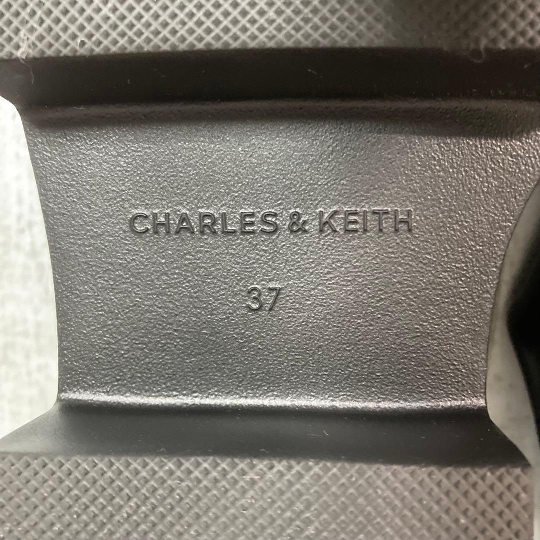 チャールズアンドキース　23.5　ジップアップ プラットフォームローファー　黒