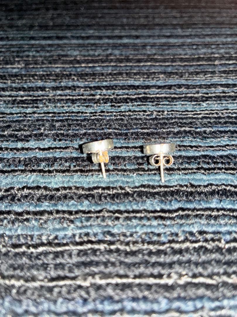 GUCCI ダブルGロゴ ピアス(両耳用)