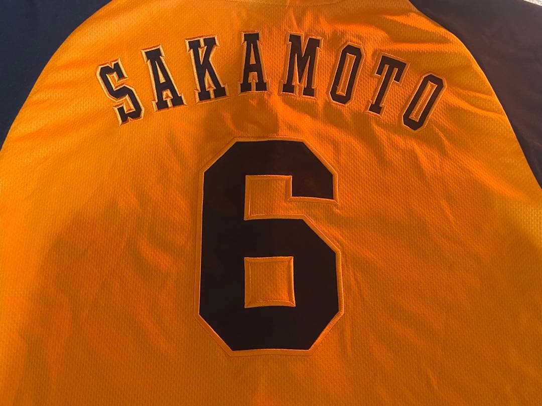 坂本勇人 ユニフォーム GIANTS 巨人 ジャイアンツ アンダーアーマー LG