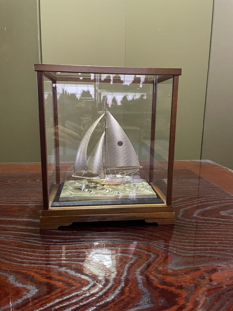シルバー製帆船模型 ガラスケース付き