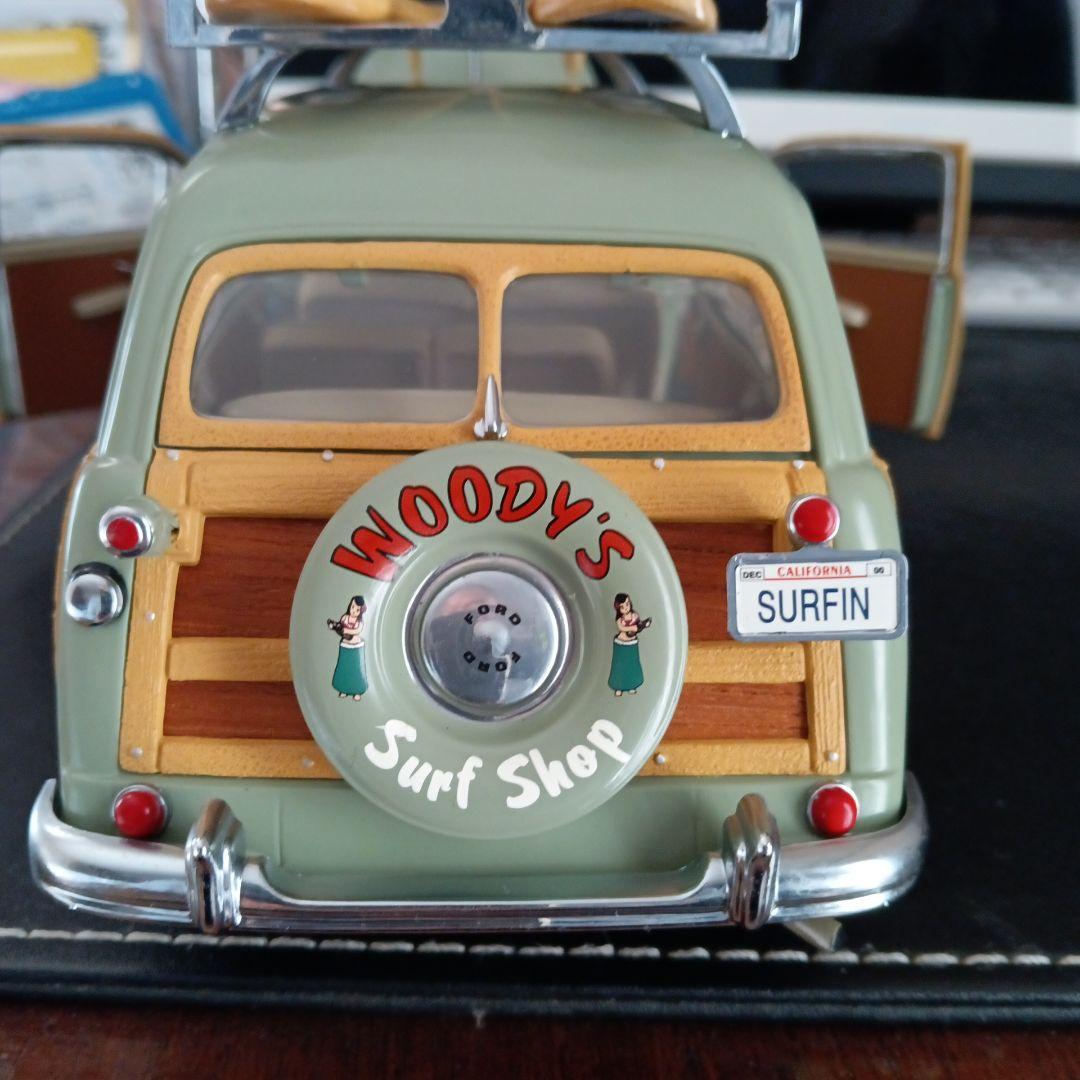 フォード・ウッドie サーフボード付き