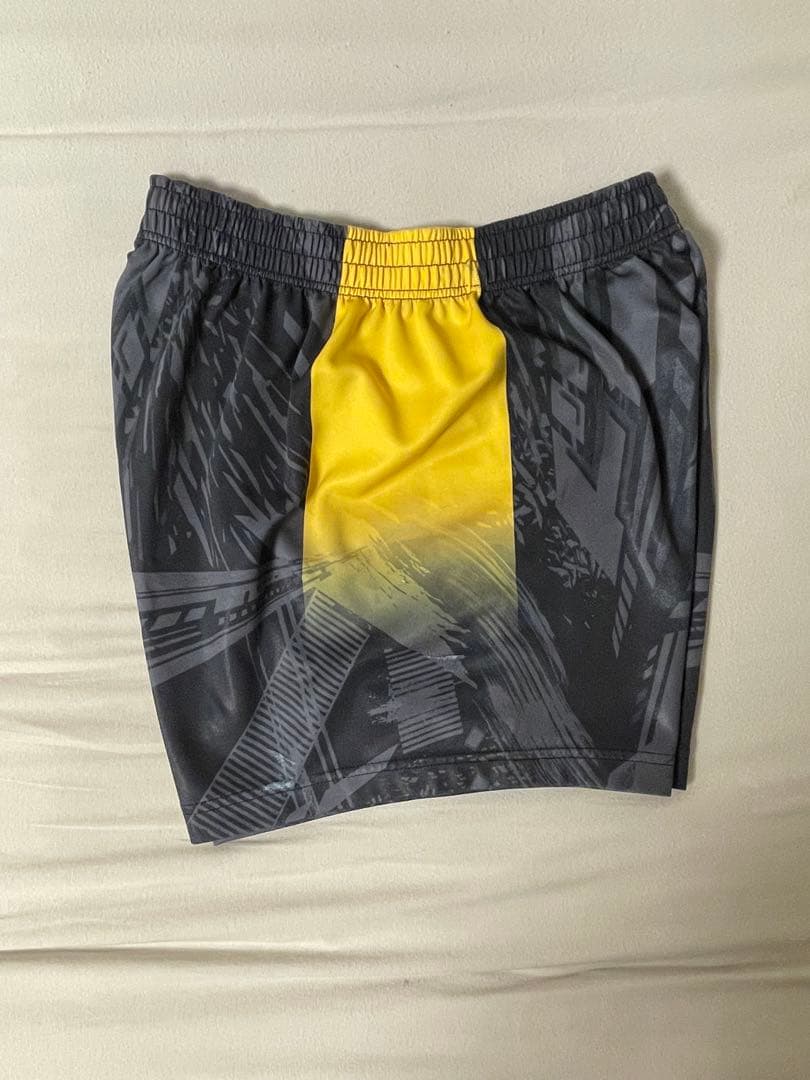 Mizuno バレーボールパンツ 黒/黄色