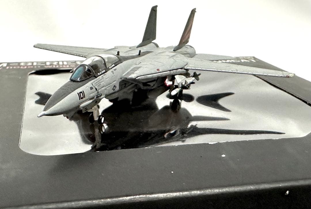 航空機・ヘリコプター hogan M-SERIES 1/200 F-14A VF-154
