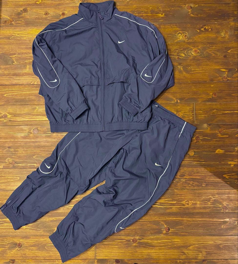 ナイキ ソロ スウッシュ ウーブン トラック ジャケット パンツ セットアップ