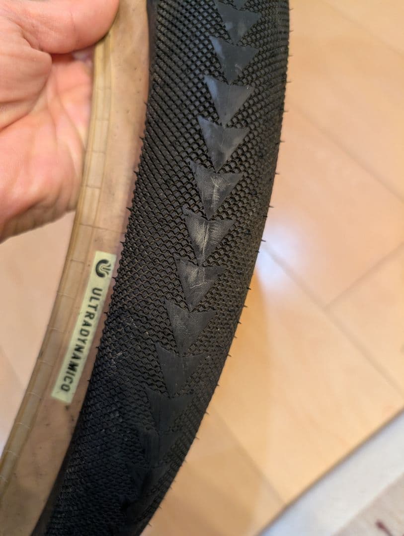 ULTRADYNAMICO CAVA 26\"x2.1\" 2本セット