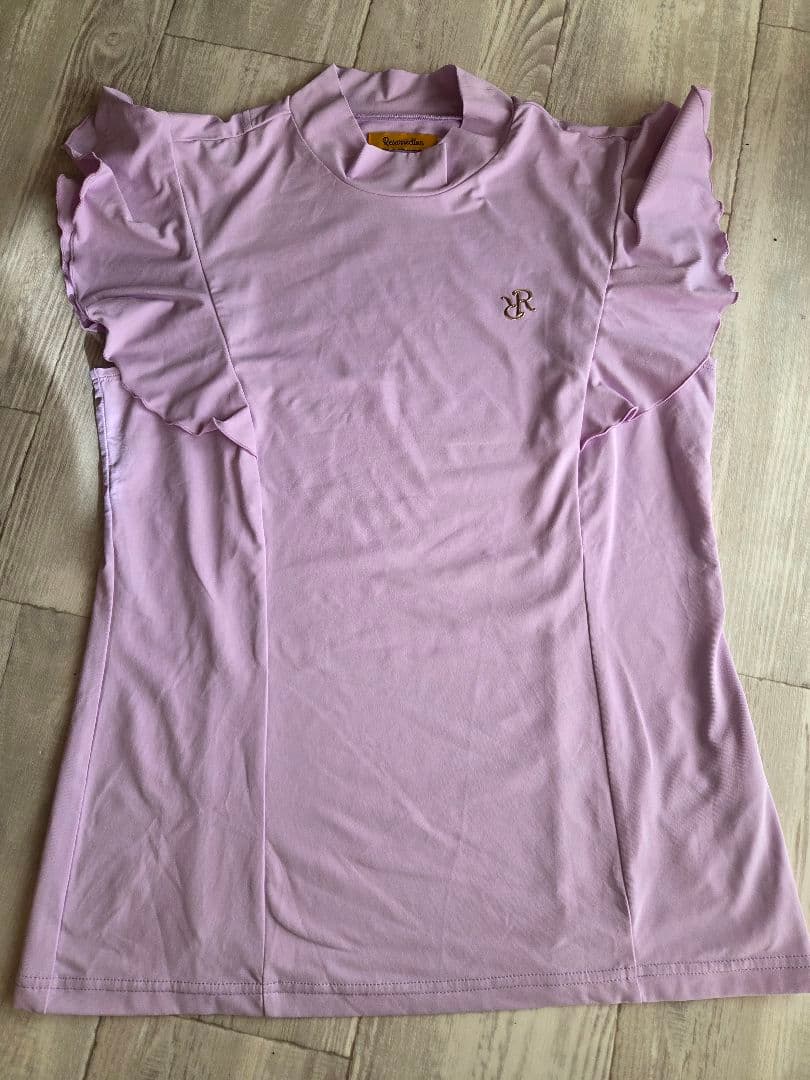 RESURRECTION　レディースLサイズ　フリルトップス　美品