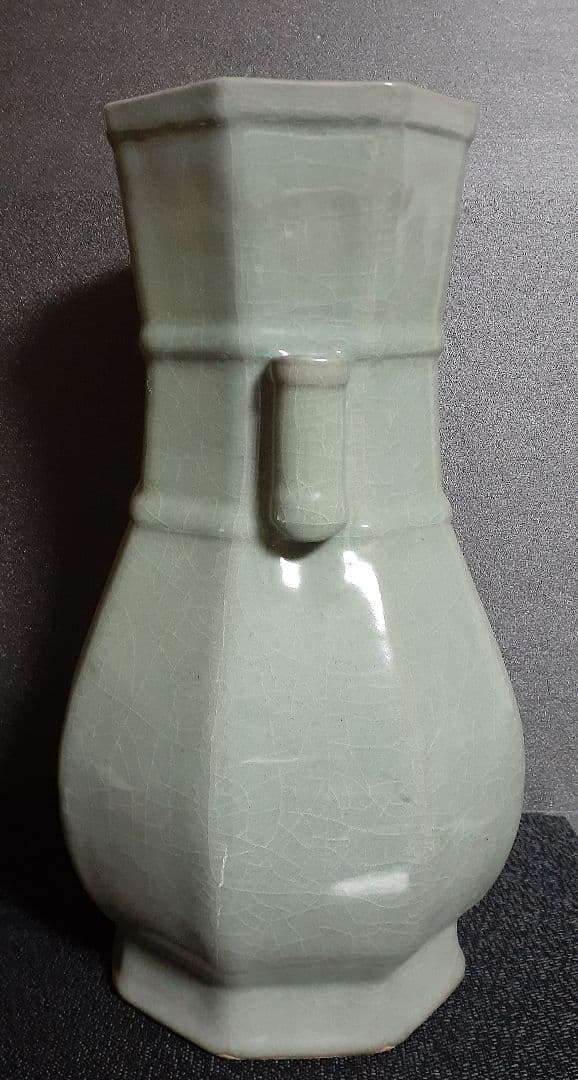 中国古美術　中国古陶磁器　中国古玩　中華民国期頃　倣【郊壇官窯】青磁　双耳　大瓶