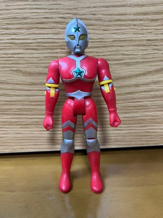 ウルトラマンジョーニアス　ザウルトラマン　フィギュア　ソフビ