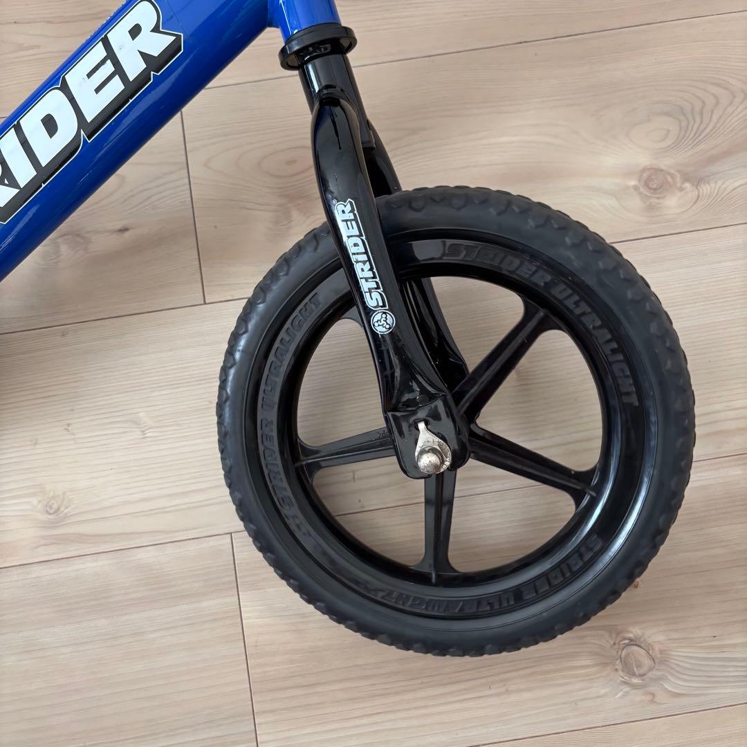 STRIDER バランスバイク 青　スポーツ
