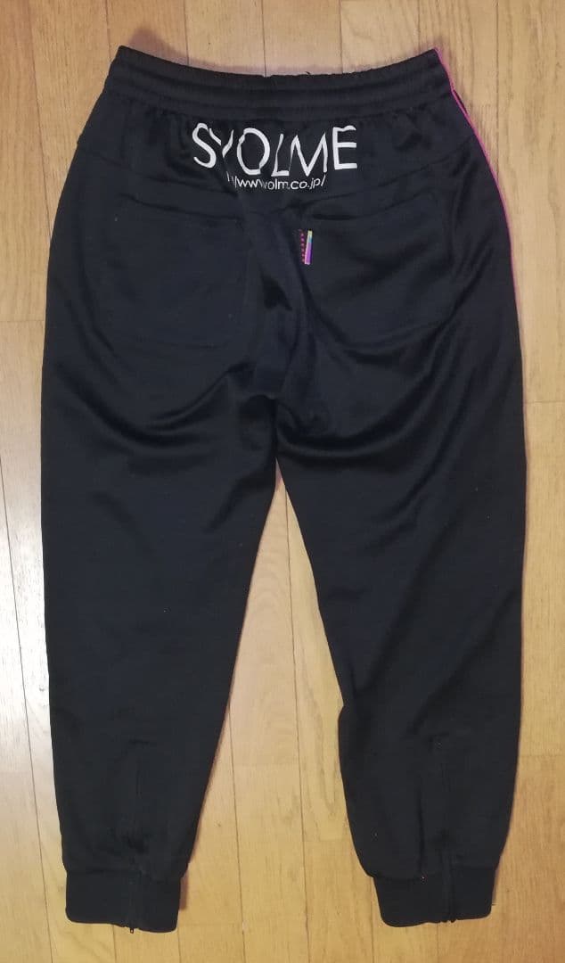 【匿名配送】【入手困難】グレー　黒　トレーニング　ジャージ上下　スボルメ