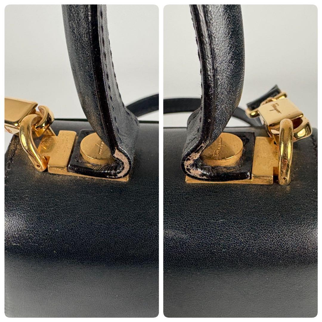 Salvatore Ferragamo ガンチーニ 2wayハンドバッグ 紺