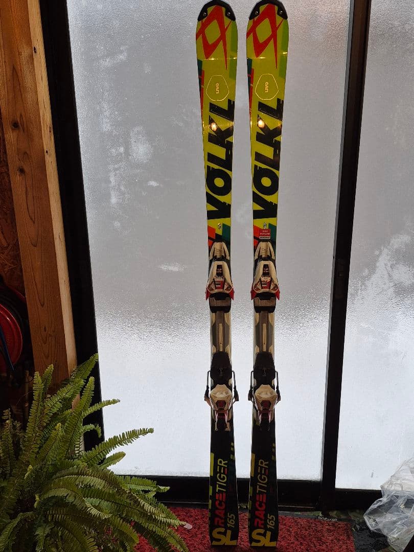 VOLKL LUNA スキー バインディング付き