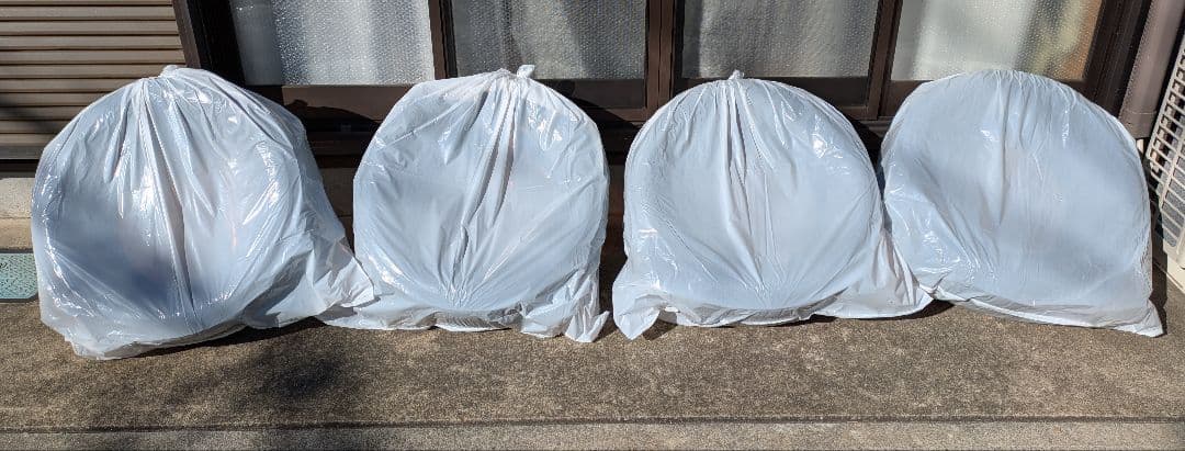 ダンロップ　スタッドレスタイヤ 215/65R16　4本セット