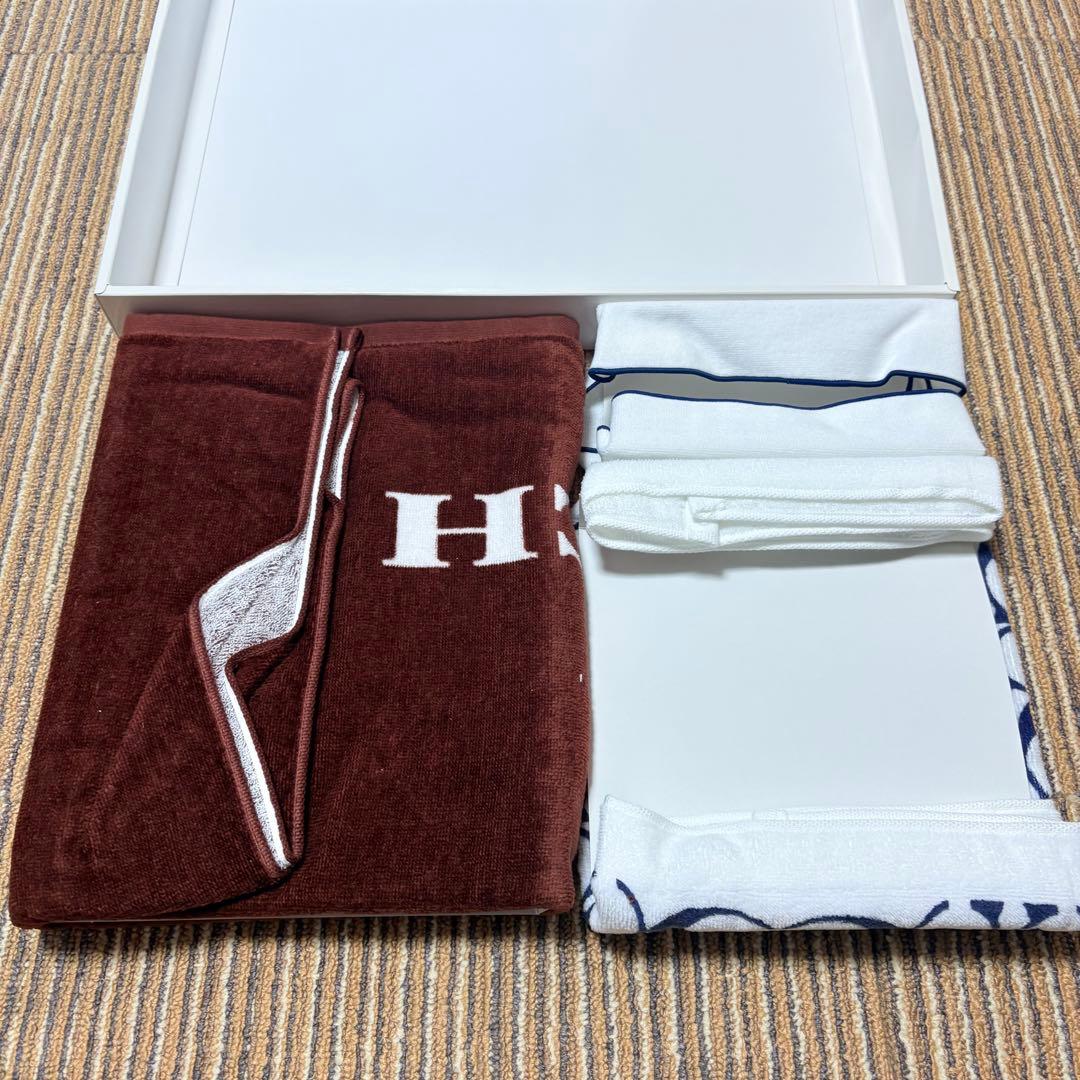 COACH コーチ　タオルギフト　シグネチャー　文字ロゴ　キャンバス柄