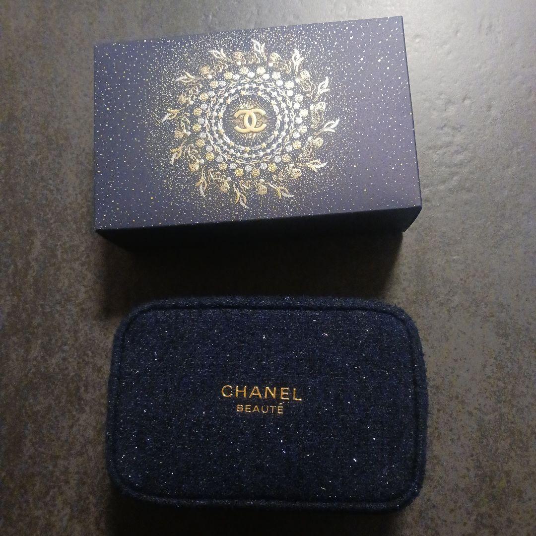 【限定品】CHANEL ホリデー2025　リップ&ネイル　ケアセット