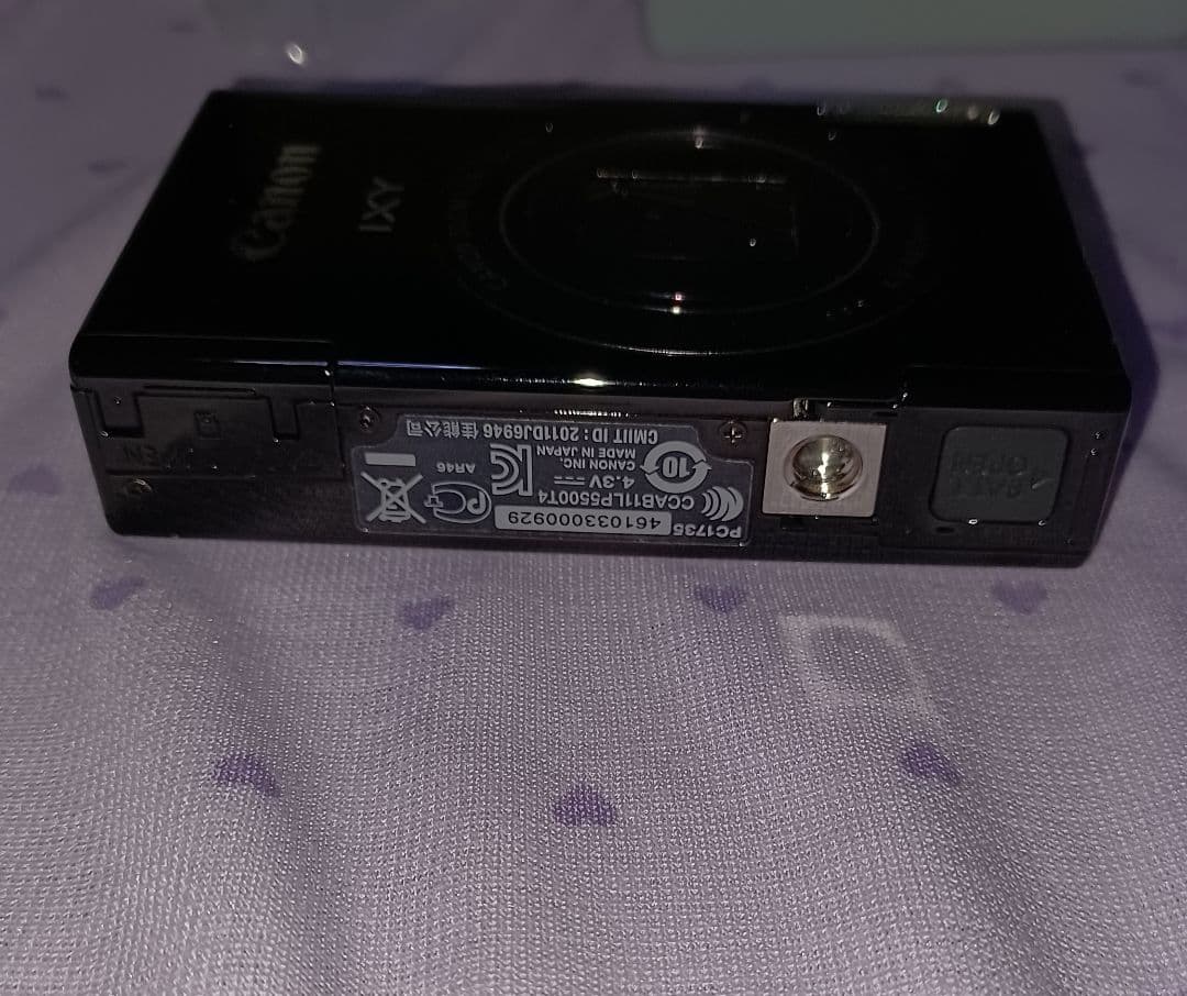 Canon　ixy1 ブラック　デジタルカメラ